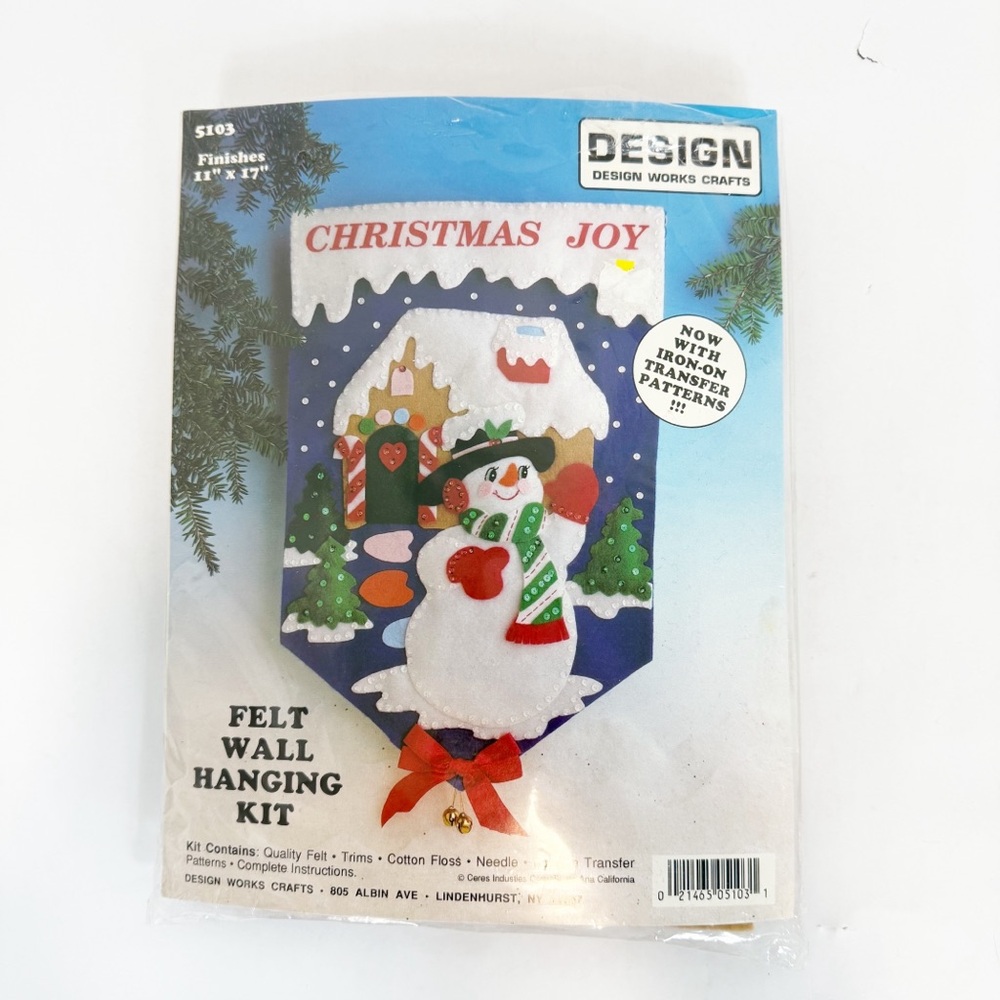 Vintage Design Works Crafts Christmas Joy Felt Wall Hanging Kit New Opened
